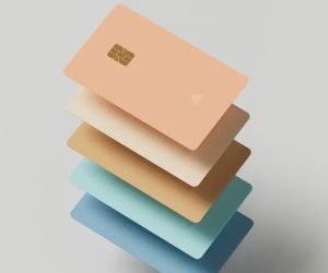 Il Forex offre opportunità di trarre profitto dalle fluttuazioni tra le valute globali in un mercato altamente liquido che opera 24 ore al giorno, ma è anche un'arena ad alto rischio a causa della leva finanziaria, della forte volatilità e dell'impatto delle notizie macroeconomiche; la chiave è fare trading con una strategia chiara, una rigorosa gestione del rischio e solo con il capitale che ci si può permettere di perdere senza compromettere la propria stabilità finanziaria.