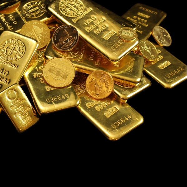 Oro vs Argento: Confronta Proprietà e Volatilità